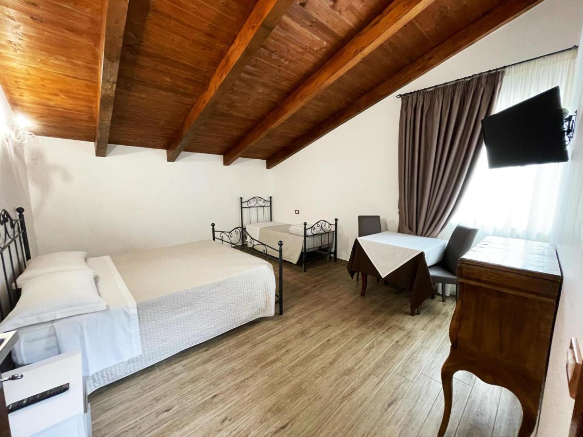 Tenuta Morrone Pertosa Kültér fotó